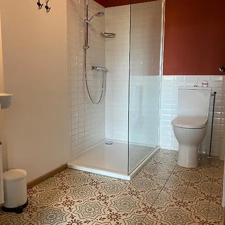 Authentic - 6p-apartment