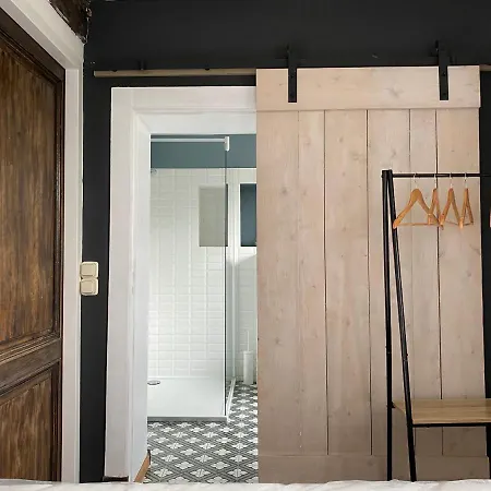 Authentic - 6p-apartment *