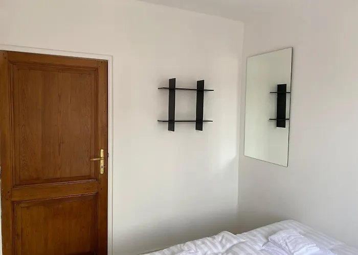 Authentic - 6p-apartment إيجسدين